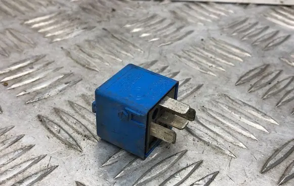 BMW 5 E60 E61 Other relay 6915327 6136 V23134K59X313