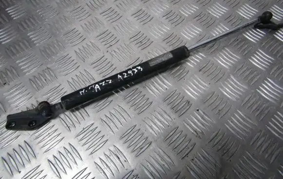 Honda Jazz Tailgate/trunk strut/damper