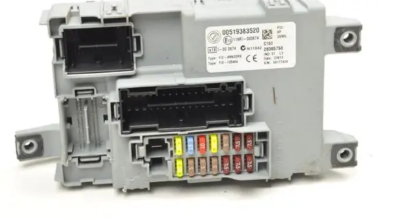 Opel Combo D Fuse box set 00519383520