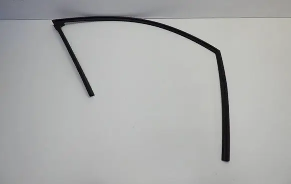 Hyundai Bayon Front door glass trim molding