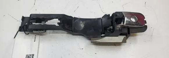 Nissan Leaf I (ZE0) Front door exterior handle/bracket