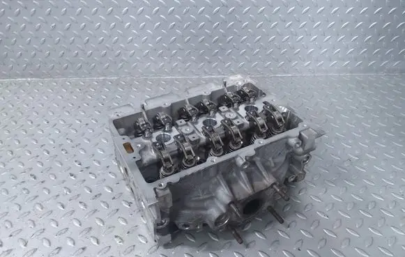 Skoda Fabia Mk3 (NJ) Engine head 04C103064C 04C103404S