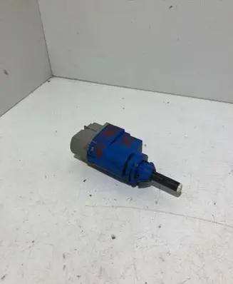 Dacia Dokker Brake pedal sensor switch 253255192R