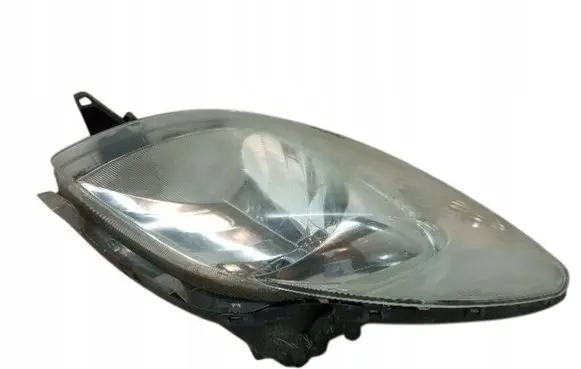 Toyota Yaris Headlight/headlamp 89900737