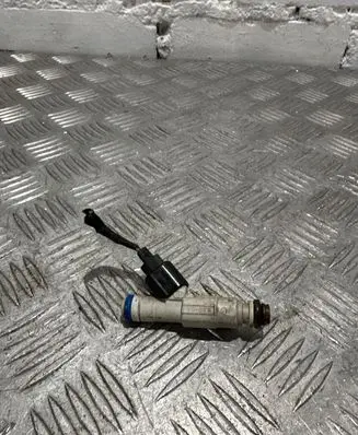 Fuel injector