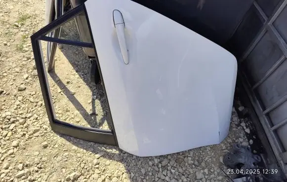 Mazda 3 II Rear door 
