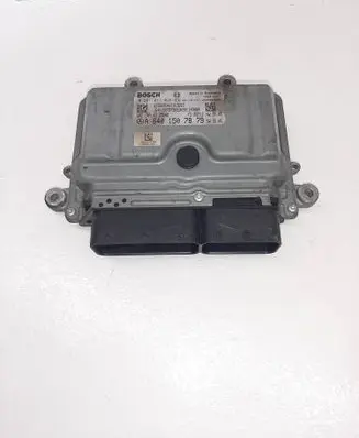 Mercedes-Benz B W245 Engine ECU kit and lock set A6401507879 0281013028