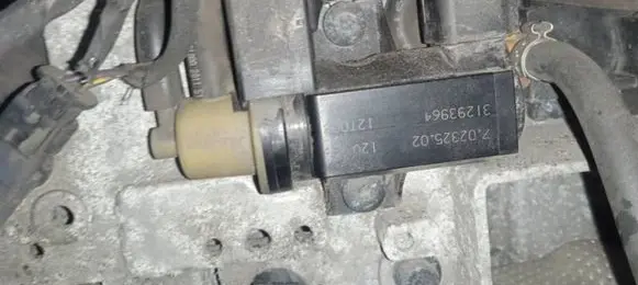 Volvo XC60 Turbo solenoid valve 31293964 7.02325.02