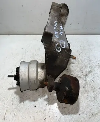 Audi A4 S4 B6 8E 8H Engine mount bracket 8E0199379D