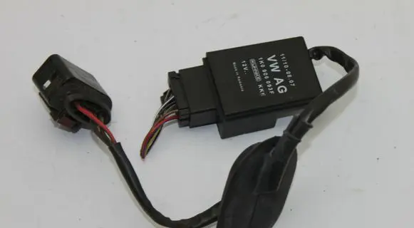 Skoda Octavia Mk2 (1Z) Fuel injection pump control unit/module 1K0906093F