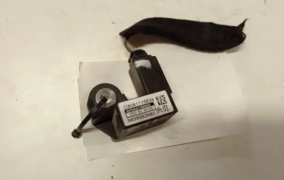 Citroen C6 Airbag deployment crash/impact sensor 9636982680