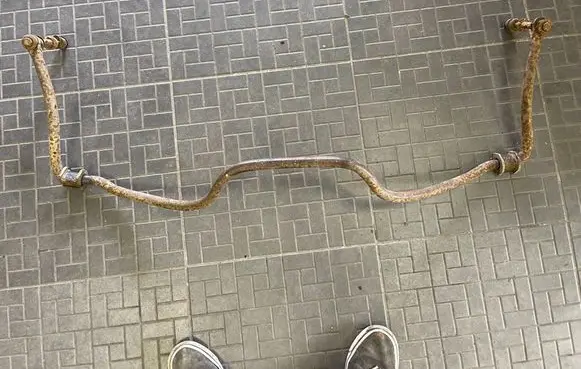Mitsubishi Pajero Sport I Rear anti-roll bar/sway bar 