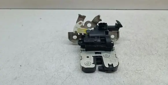 Audi A7 S7 4G Tailgate/trunk/boot lock/catch/latch 8K9827505A