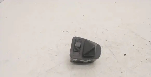 Wing mirror switch