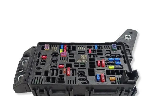 Jeep Grand Cherokee WL Fuse module 68347016AD 0990326127F