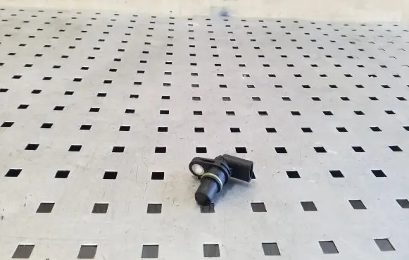 Camshaft position sensor
