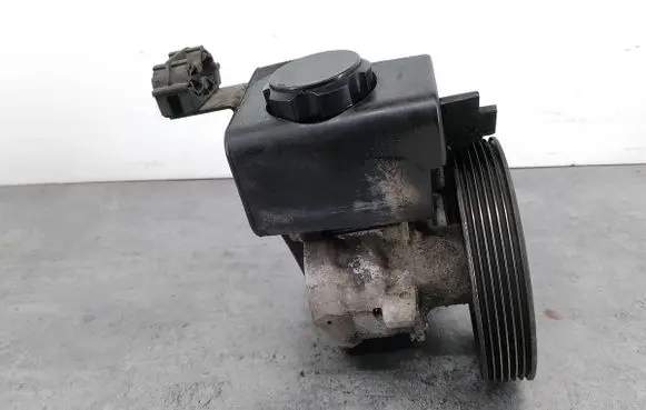 Peugeot 206 Power steering pump