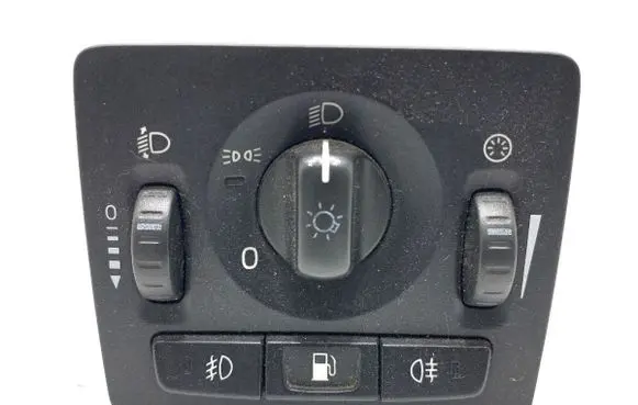 Other switches/knobs/shifts