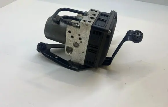 BMW X6 E71 ABS Pump 34516795778 DSCE7071 6795778
