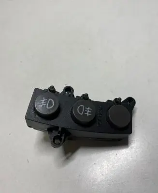 Fog light switch