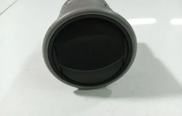 Peugeot Partner Dash center air vent grill 9680899377