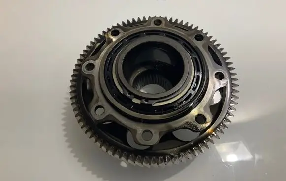 Mercedes-Benz E W212 Timing chain sprocket A6510770512 6510770512