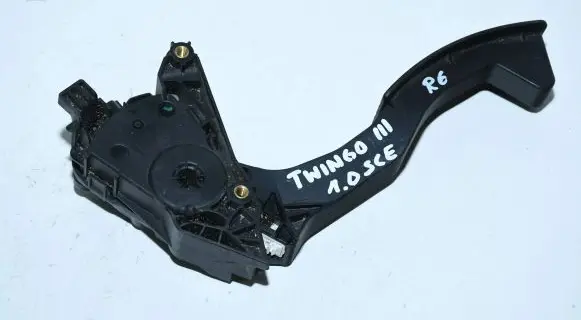 Renault Twingo III Accelerator throttle pedal 180023357R 180023357R-A A4532900800