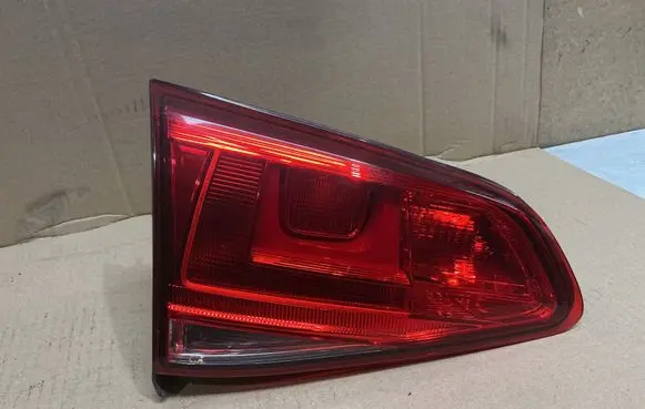 Volkswagen Golf VII Tailgate rear/tail lights 5G0945093AC