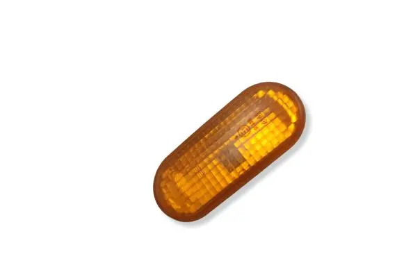 Volkswagen Golf IV Front fender indicator light 3B0949117B
