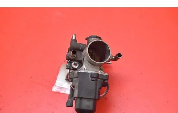 Toyota Prius (NHW20) Throttle body valve 89452-30150
