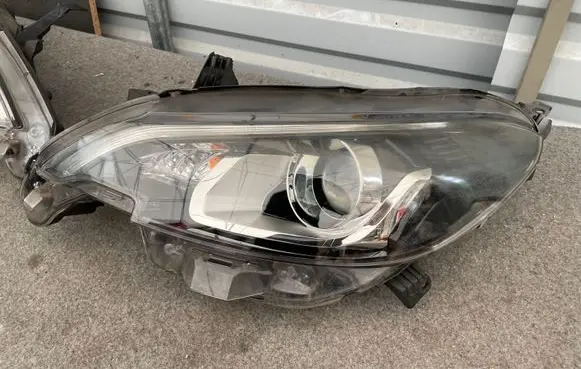Peugeot 108 Headlight/headlamp