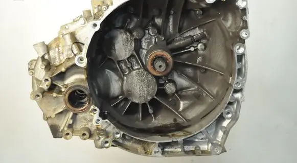 Volvo XC40 Manual 6 speed gearbox JU3R7002FHC