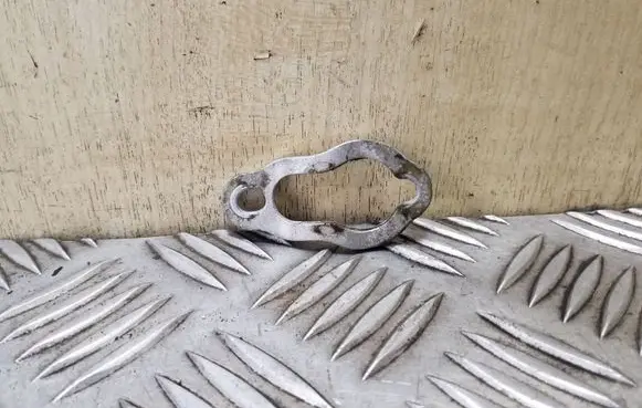 Volvo S80 Fuel Injector clamp holder