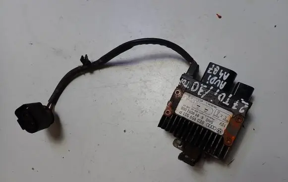 Audi A4 S4 B7 8E 8H Coolant fan relay 8E0959501P