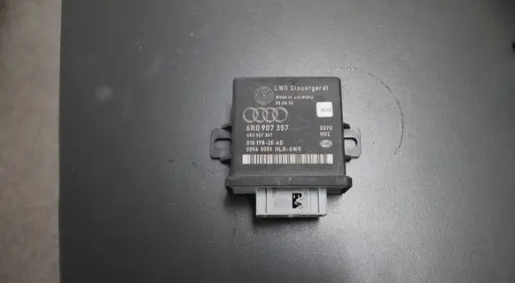 Volkswagen Polo V 6R Light module LCM 6R0907357