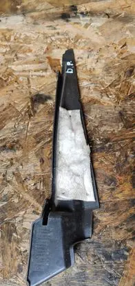 Honda FR-V Under headlight/headlamp trim 74206-sjh