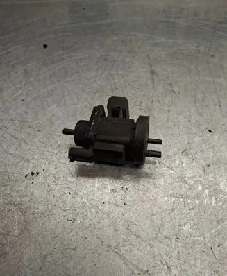 Mercedes-Benz C W203 Turbo solenoid valve 0005450427