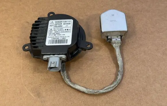 Nissan Qashqai Xenon control unit/module 