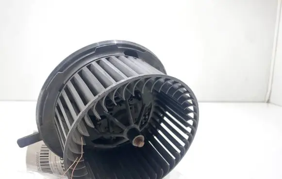Volkswagen PASSAT B6 Heater fan/blower