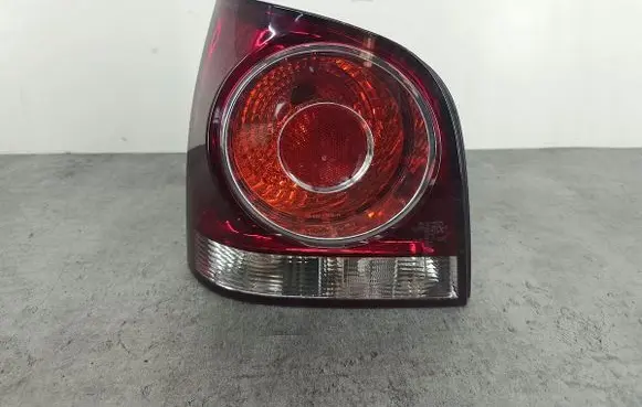 Volkswagen Polo IV 9N3 Rear/tail lights 