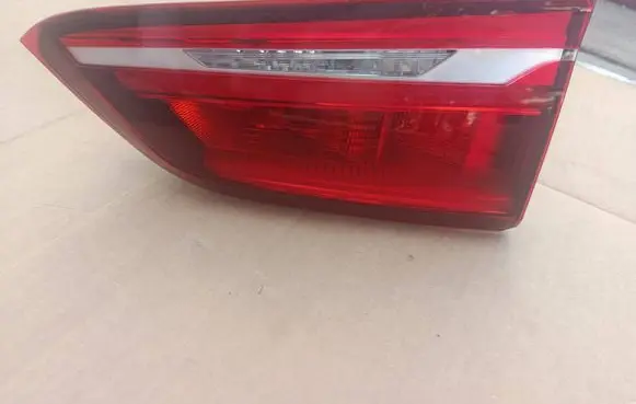 BMW X1 F48 F49 Tailgate rear/tail lights 7350698