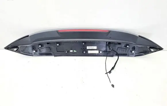 Volkswagen Golf VIII Tailgate/trunk spoiler 5H6827933A