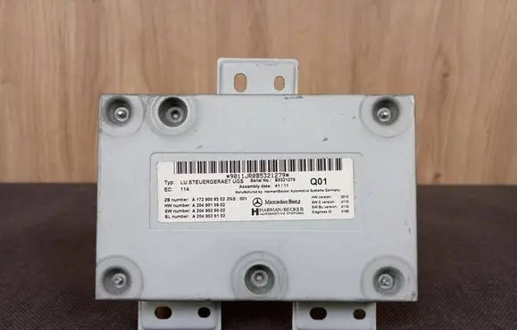 Mercedes-Benz E C207 W207 BSM Control unit 1729009302 A1729009302