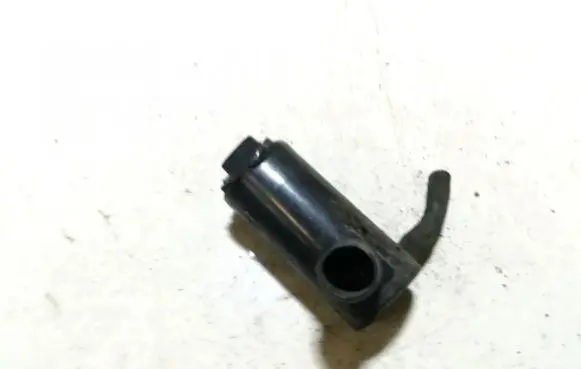Volvo C70 Windscreen/windshield washer pump 9169611 060210-3950