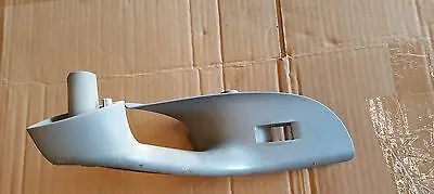 Volkswagen PASSAT B6 Rear door handle trim 3C4867180