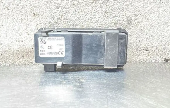 Saab 9-5 Door central lock control unit/module 13503204 DL32044Z026800SU F00HJ00491