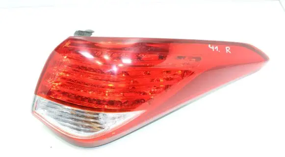 Hyundai i40 Rear/tail lights 924023Z3