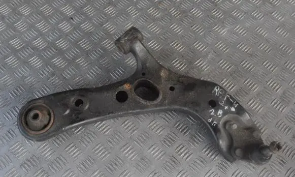 Toyota RAV 4 (XA30) Front lower control arm/wishbone