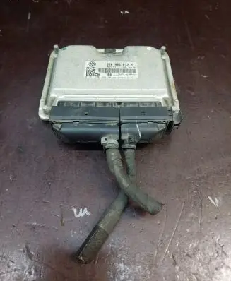 Volkswagen Jetta V Engine control unit/module 07K906032N 1039S10712 0261208988