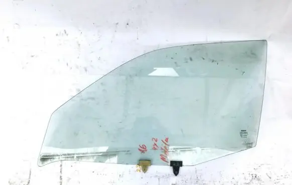Nissan Primera Front door window glass four-door